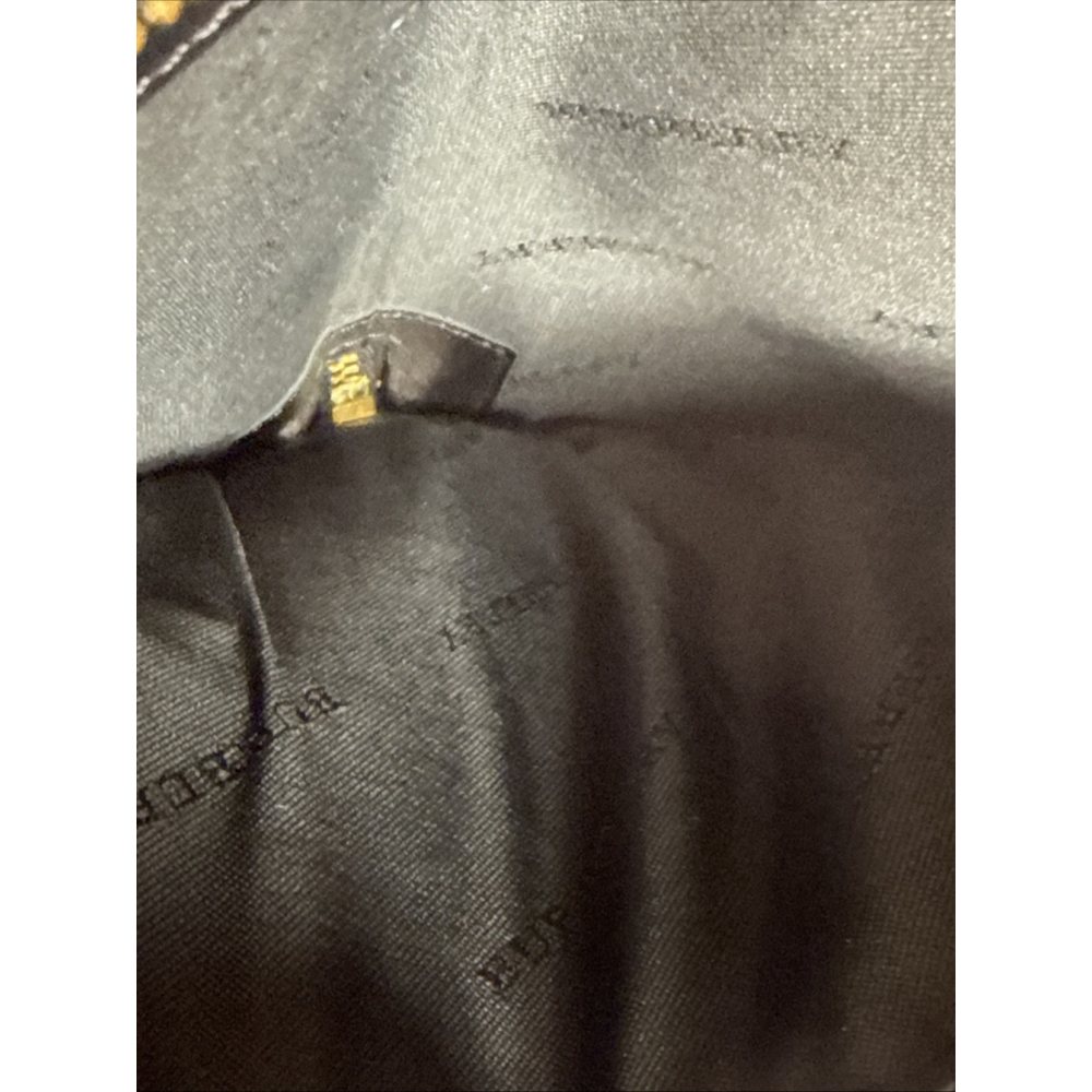 Burberry Black House Check Leather Zip Around Wallet - Picture 5 of 9
